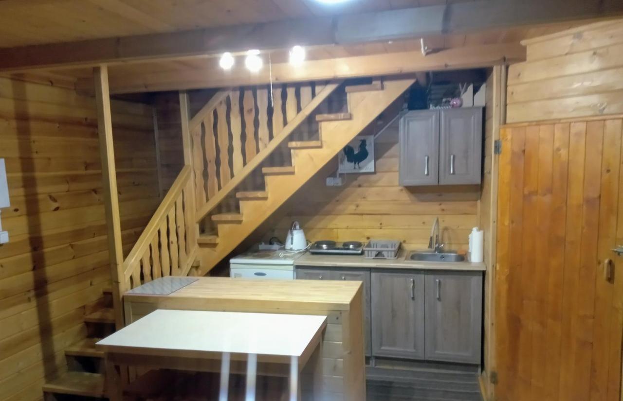 Domek Dzieciolek Zyciny Exterior foto